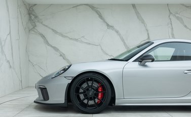 Porsche 911 GT3 (991.2) 31