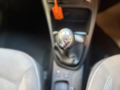 Renault Captur 1.5 dCi ENERGY Dynamique S MediaNav Euro 5 (s/s) 5dr 9