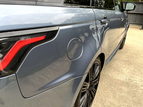Land Rover Range Rover Sport 3.0 Range Rover Sport Autobiography Dynamic SDV6 Auto 4WD 5dr 30