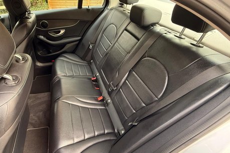 Mercedes-Benz C Class C350 E SPORT 26