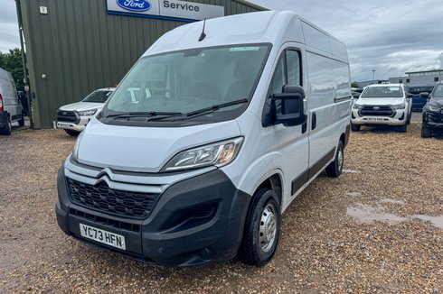 Citroen Relay MWB L2H2 Medium Roof Enterprise 35 Air Con Nav Sensors EURO 6