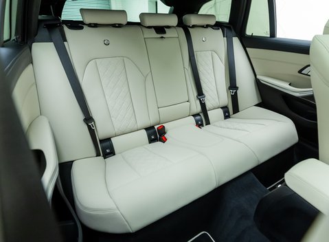 BMW Alpina B3 Touring 15