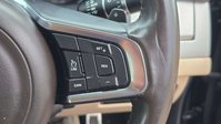 Jaguar XF 2.0d Portfolio Saloon 4dr Diesel Auto Euro 6 (s/s) (163 ps) 26