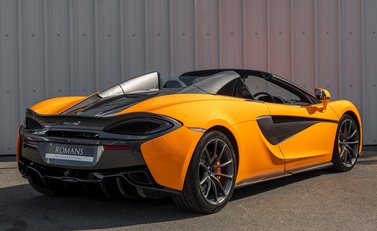 McLaren 570S Spider 10