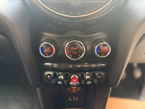 Mini Hatch 1.5 Cooper Euro 6 (s/s) 5dr 12