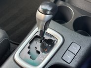 Toyota Hilux Invincible 4WD D-4D Double Cab Pickup 33