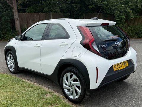 Toyota Aygo X VVT-I PURE 933 MILES 6