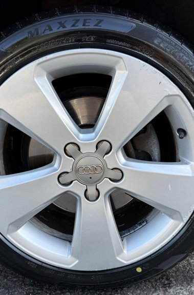 Audi A3 TDI SPORT NAV -£35 ROAD TAX - FULL AUDI MAIN DEALER SERVICE HISTORY 