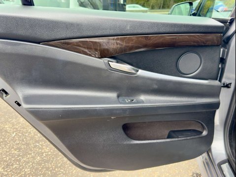 BMW 5 Series 2.0 520d M Sport Auto 5dr 80