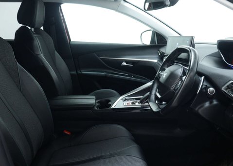 Peugeot 5008 1.2 PureTech Allure SUV 5dr Petrol EAT Euro 6 (s/s) (130 ps) 37