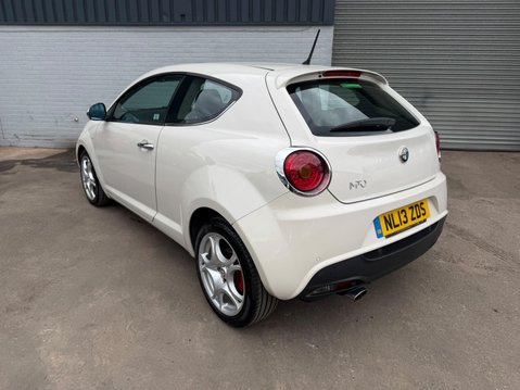 Alfa Romeo Mito 1.4 TB MultiAir Distinctive Euro 5 (s/s) 3dr 4