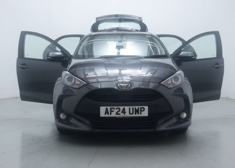 Toyota Yaris 1.5 Yaris Icon HEV CVT 5dr 48