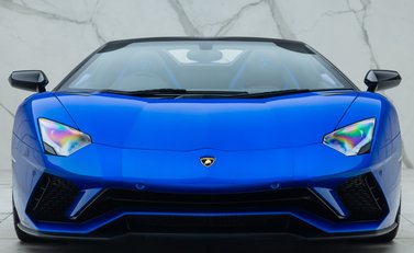 Lamborghini Aventador S LP 740-4 ROADSTER 10