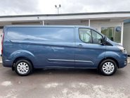 Ford Transit Custom 300 L2 170 ps Limited Panel Van - Power Invertor 10
