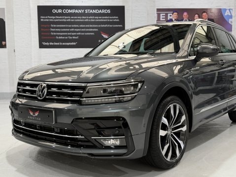 Volkswagen Tiguan 2.0 TSI R-Line Tech SUV 5dr Petrol DSG 4Motion Euro 6 (s/s) (230 ps) 6