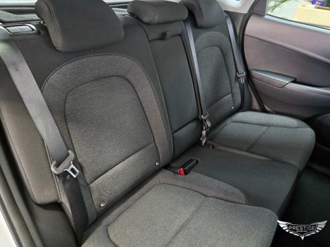 Hyundai KONA 39kWh SE Auto 5dr (10.5kW Charger) 86