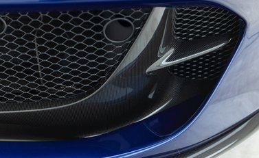 Ferrari 812 Superfast 26