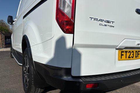 Ford Transit Custom 300 Active L1 170 ps Selectshift Panel Van - Tailgate & Twin Side Doors 27