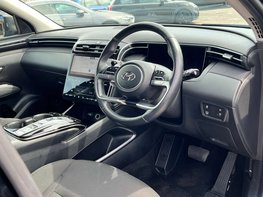 Hyundai TUCSON 1.6 Tucson Premium TGDi HEV Auto 5dr 18