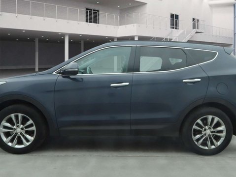 Hyundai SANTA FE 2.2 Santa Fe Premium Blue Drive CRDi 4WD 5dr 6