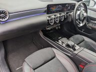 Mercedes-Benz A Class A 250 AMG LINE PREMIUM 14