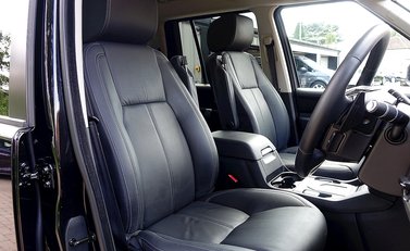 Land Rover Discovery 13