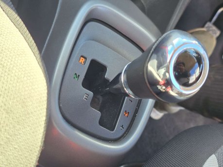 Toyota Aygo 1.0 VVT-i x-play Hatchback 5dr Petrol x-shift Euro 6 (Safety Sense) (71 ps) 39