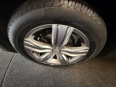 Volkswagen Tiguan 2.0 Tiguan Allspace SEL TDI 4Motion Semi-Auto 4WD 5dr 72