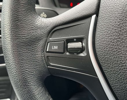 BMW 1 Series 2.0 118D Sport Auto 5dr 47