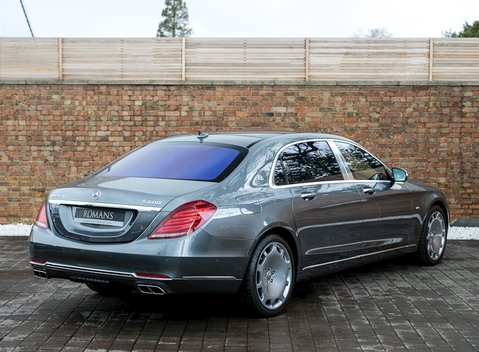 Mercedes-Benz M Class S600 39