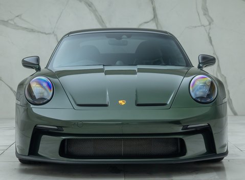 Porsche 911 GT3 TOURING (992) 7