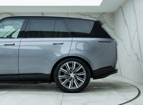 Land Rover Range Rover P550e Autobiography 31