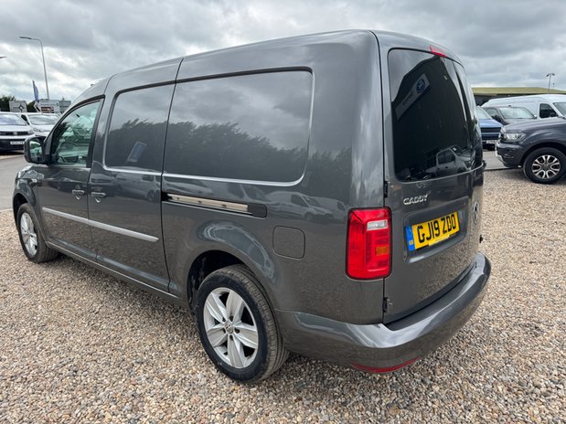 Volkswagen Caddy Maxi AUTO LWB L2H1 Low Roof Highline C20 Air Con Alloys Nav Sensors EURO 6 13