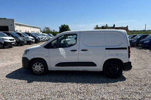 Citroen Berlingo SWB L1H1 Low Roof Enterprise Air Con Sensors Tow Bar EURO 6