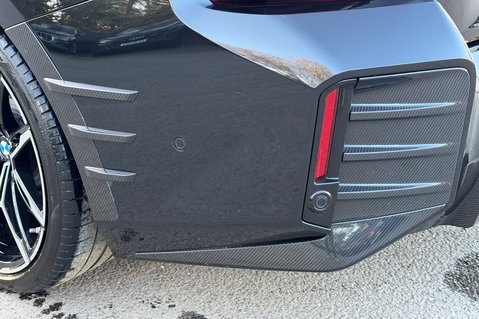 BMW M2 M2 - M PERFORMANCE EXHAUST & BODYKIT -DRIVING ASSISTANT +COMFORT PACK  27