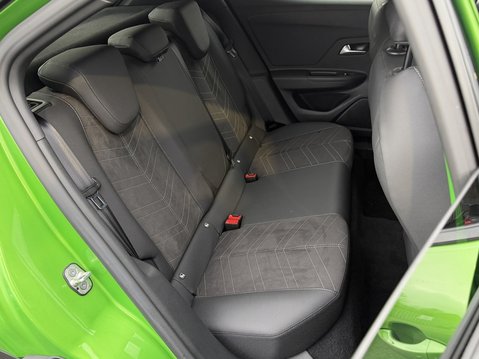 Vauxhall Mokka 100kW Ultimate 50kWh 5dr Auto 33