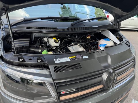 Volkswagen Transporter T32 TDI KOMBI HIGHLINE 4MOTION BMT 31