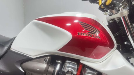 Honda CB 2008 26K OUTSTANDING CONDITION NEW MOT MUSCLE BIKE 1300CC 20