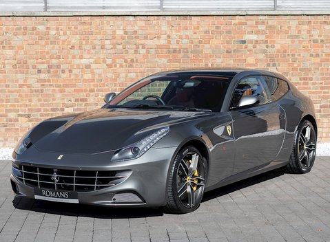 Ferrari FF 6