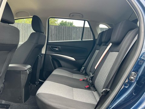 Suzuki S-Cross MOTION 9