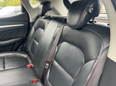 MG ZS 1.0 T-GDI Exclusive Auto Euro 6 5dr 29