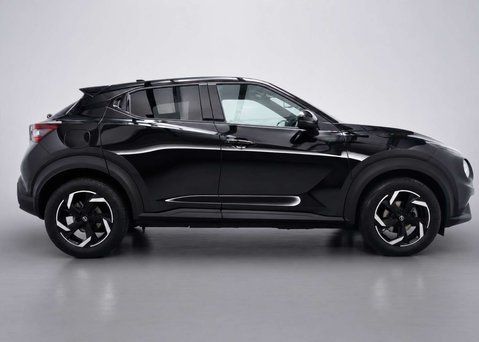 Nissan Juke 1.0 Juke N-Connecta DiG-T Semi-Auto 5dr 13