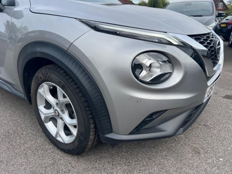 Nissan Juke 1.0 DIG-T N-Connecta DCT Auto Euro 6 (s/s) 5dr 12