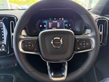 Volvo XC40 2.0 B4 MHEV Plus Dark DCT Auto Euro 6 (s/s) 5dr 26