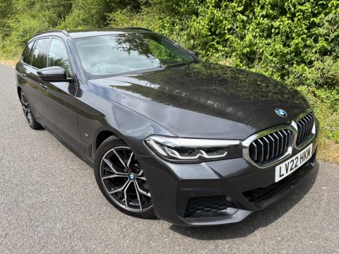 BMW 5 Series 520D M SPORT TOURING MHEV 1