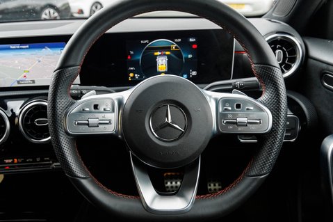 Mercedes-Benz A Class A 200 AMG LINE EXECUTIVE 21