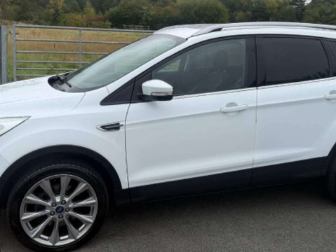 Ford Kuga 1.5 Kuga Titanium X Edition 4x4 Auto 4WD 5dr 3