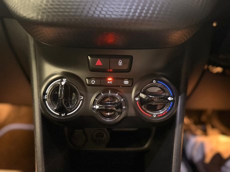 Peugeot 208 1.2 PureTech Allure Premium Euro 6 5dr 37