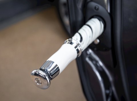 Rolls-Royce Cullinan 27