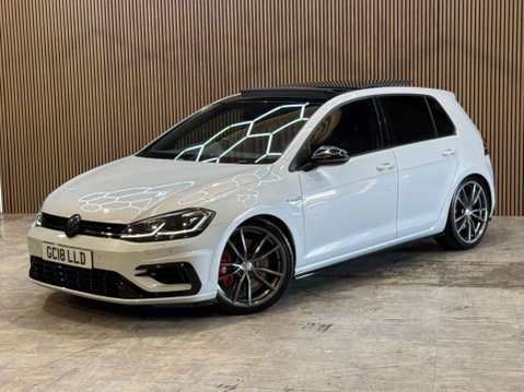 Volkswagen Golf 2.0 Golf R TSi Semi-Auto 4WD 5dr 35